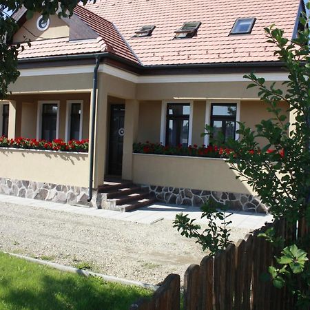 Pensiune Agroturistica Horvath-Kert Borzont Luaran gambar